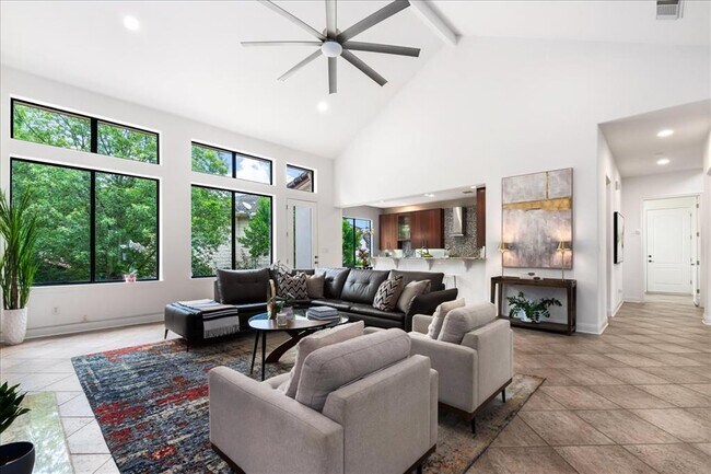 Foto del edificio - 37 Autumn Oaks Dr