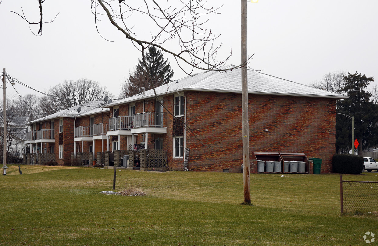 Building Photo - Ulen Court Apartments