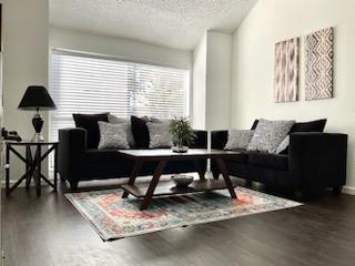 Building Photo - 6601 Sands Point Dr