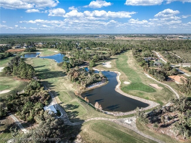 Foto del edificio - 5120 Belmar Dr