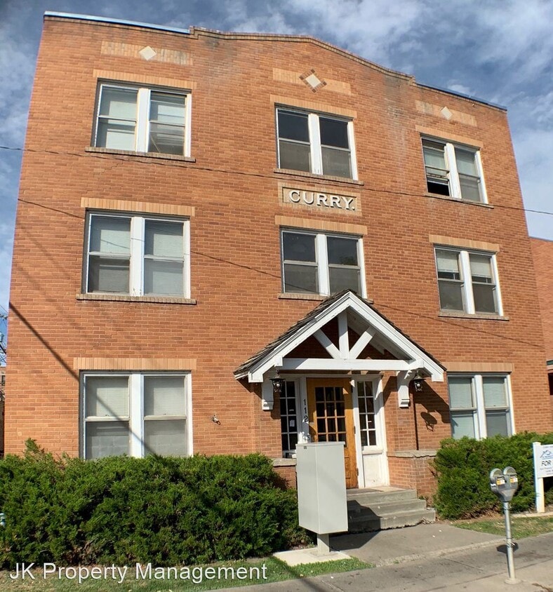 Primary Photo - 112 6th St N