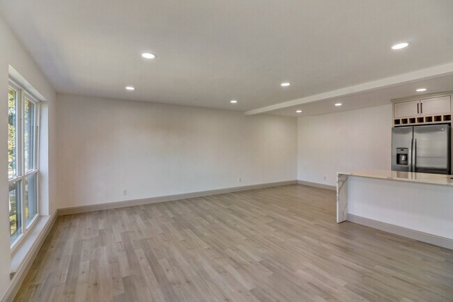 Building Photo - 6060 Birchbrook Dr