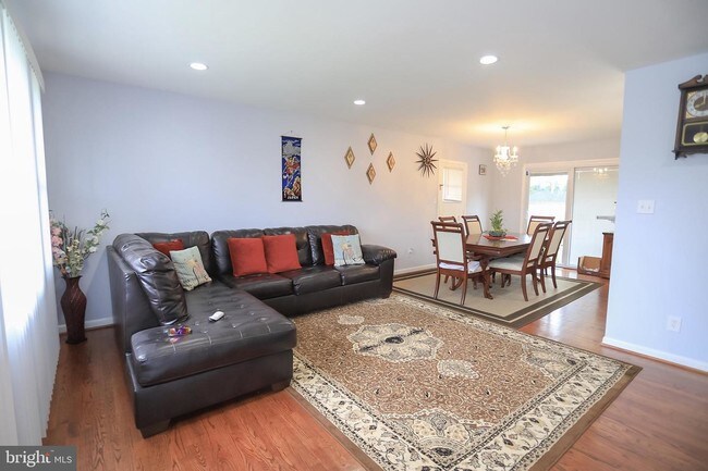 Foto del edificio - 9006 Oxon Hill Rd