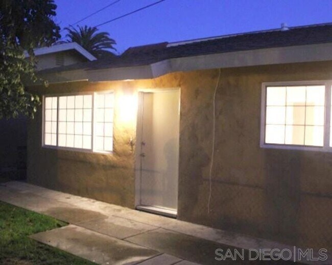 Foto del edificio - 520 Glover Ave