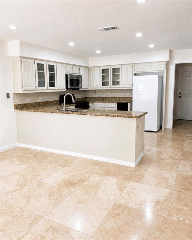 Foto del edificio - 302 Meadow Creek Dr