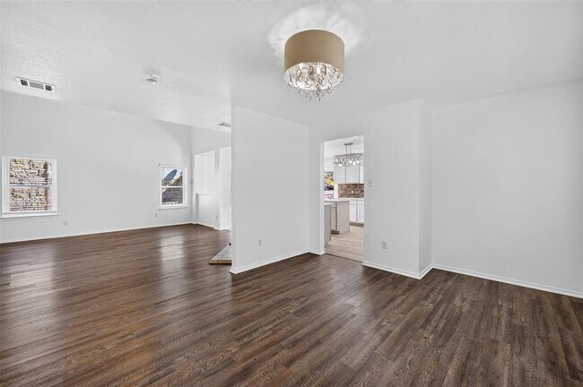Building Photo - 2802 Turtle River Dr
