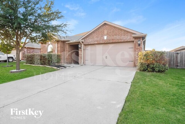 Building Photo - 3300 Overstreet Ln