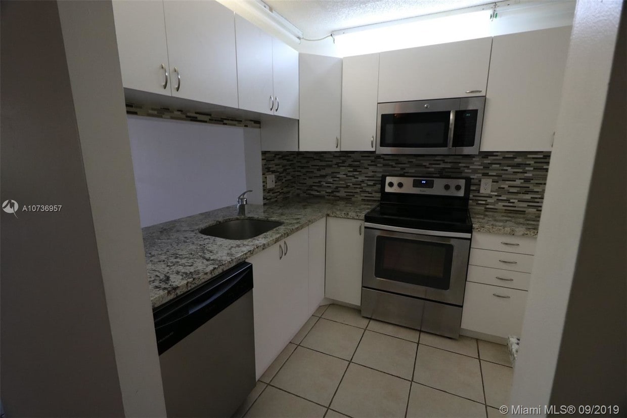 1230 S Military Trail Unit 2012, Deerfield Beach, FL 33442 Condo for