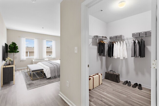 Apartamento de una habitación - Increíble armario. - Edgewater Towne Center Apartments