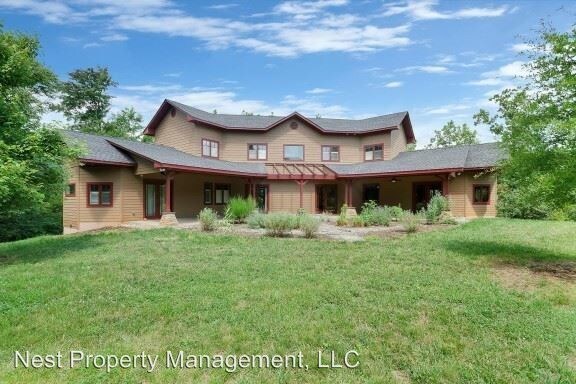 Building Photo - 4 br, 4.5 bath House - 330 Grace Glen