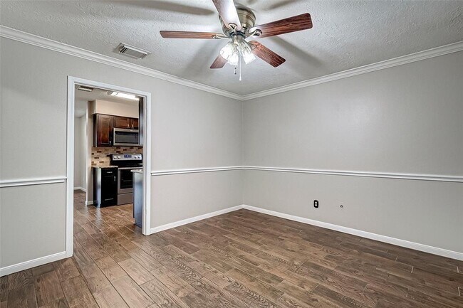 Foto del edificio - 17611 Huntersglen Cir