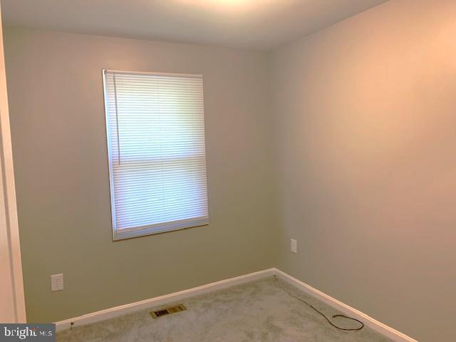Foto del edificio - 5242 Magnolia Pl