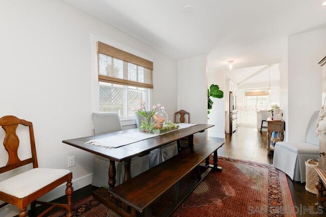 Building Photo - 455 J Ave