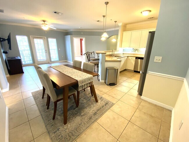 Foto del edificio - Campus View 1245 #301