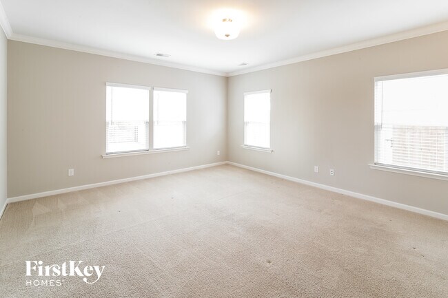 Foto del edificio - 331 Dunlin Dr