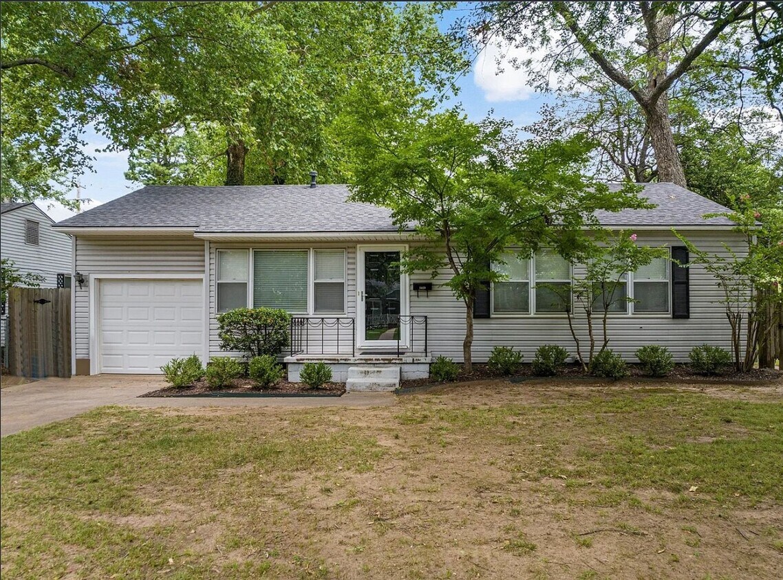 Primary Photo - Located in the heart of Brookside, this in...