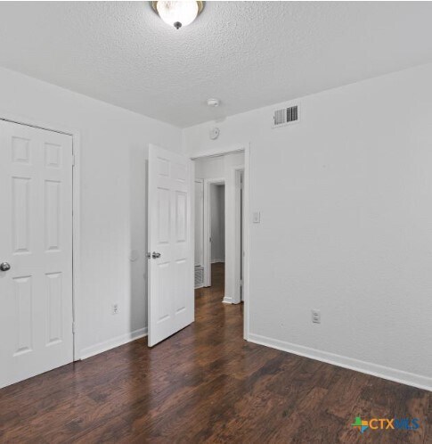 Foto principal - 1004 S 5th St