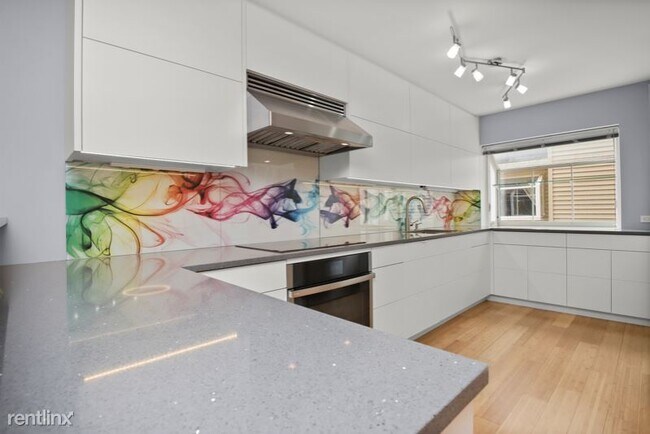 Foto del edificio - 2 br, 1.5 bath Condo - 291 Hope St