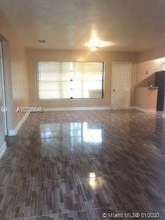 Foto del edificio - 1010 NW 128th St