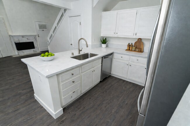 Foto del edificio - 13115 Glen Ct