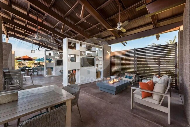 Foto del edificio - 1250 Abbey Ln