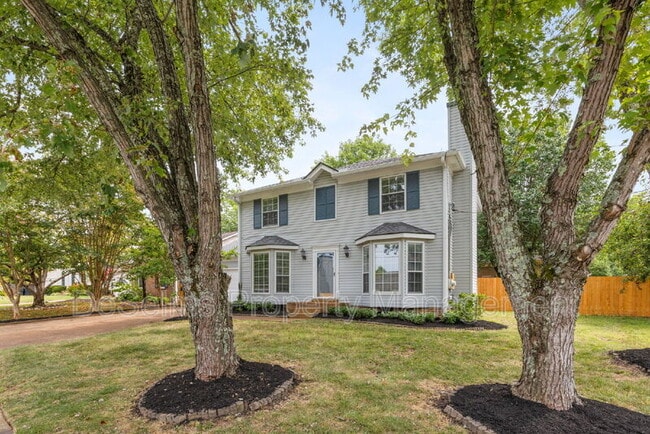 Building Photo - 5120 English Village Dr