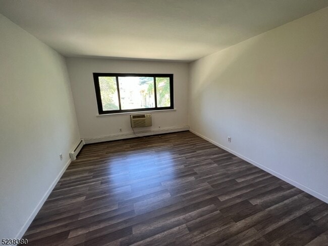Foto del edificio - 401 US-22