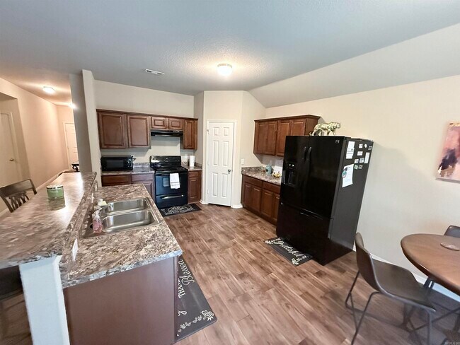 Building Photo - 3144 Sage Grass Ln