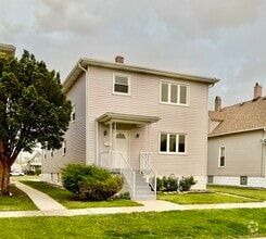 Building Photo - 137 N 12th Ave