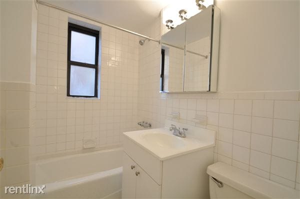 Building Photo - 3755 77th St