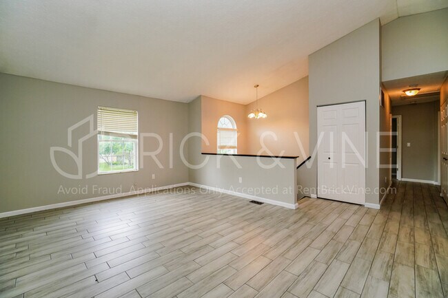 Foto del edificio - 1628 Westmeadow Drive