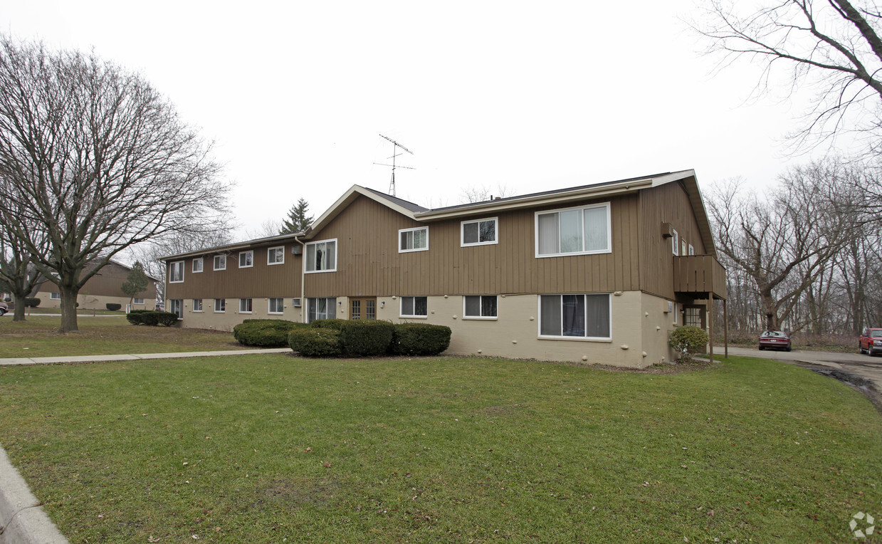 Primary Photo - Woodfield Apartments