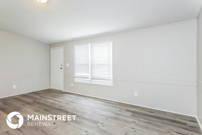 Building Photo - 2318 Blair Dr