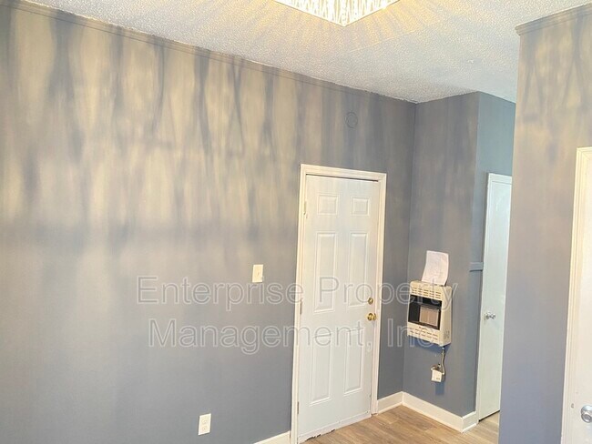Foto del edificio - 1111 North Pkwy