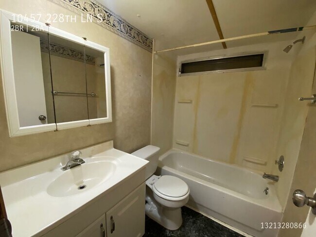 Foto del edificio - 10457 S 228th Ln