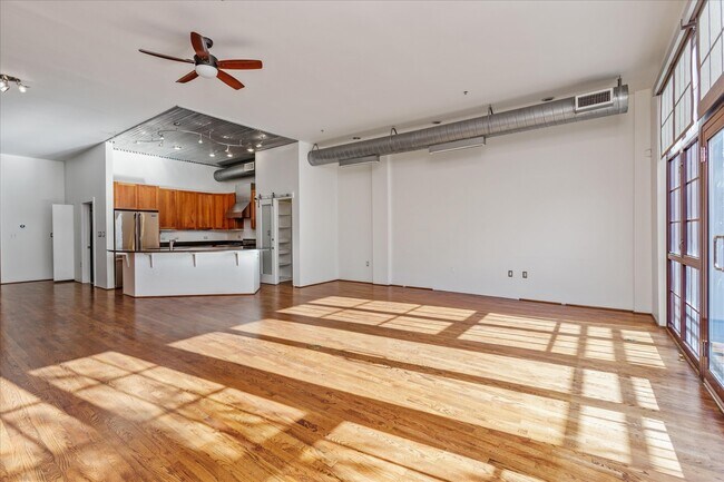 Kitchen/Family room - 1441 Wazee St