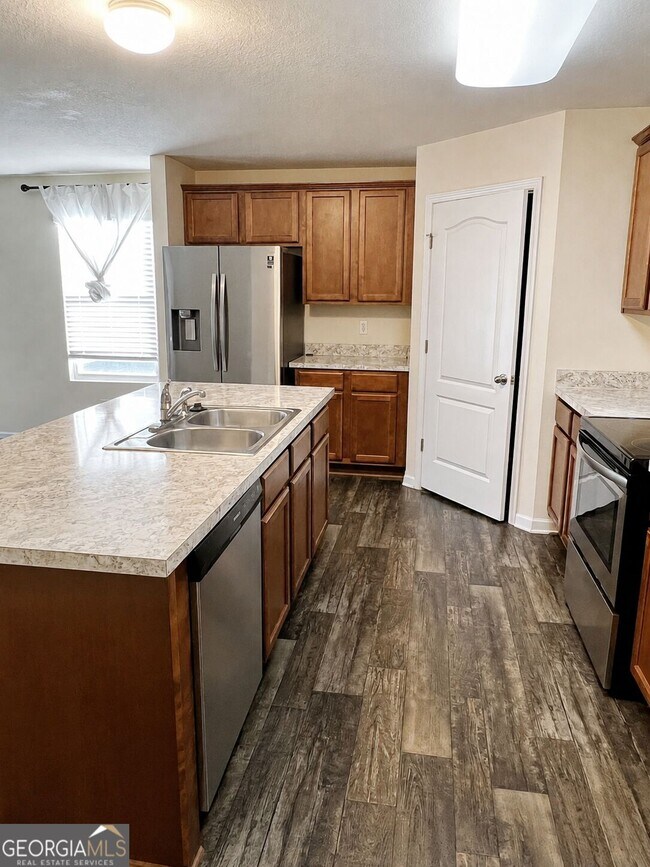 Foto del edificio - 228 Brooklet Cir