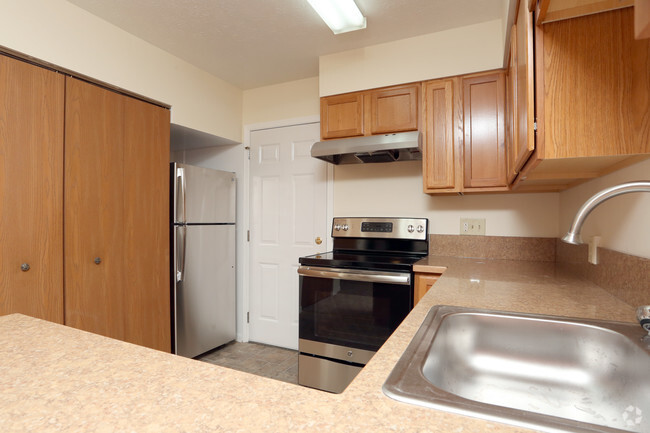 Duplex Ranch Remodeled kitchen - Condos on Gurley