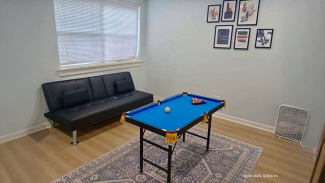 Building Photo - 1220 Aurora Ave N