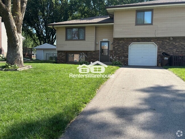 Building Photo - 4105 Gershwin Ave N