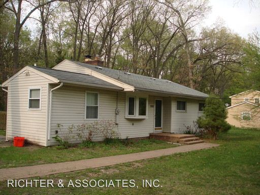 Primary Photo - 20286 Woodburn Dr