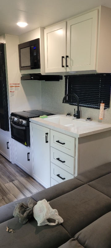 Building Photo - 4742 Pelican