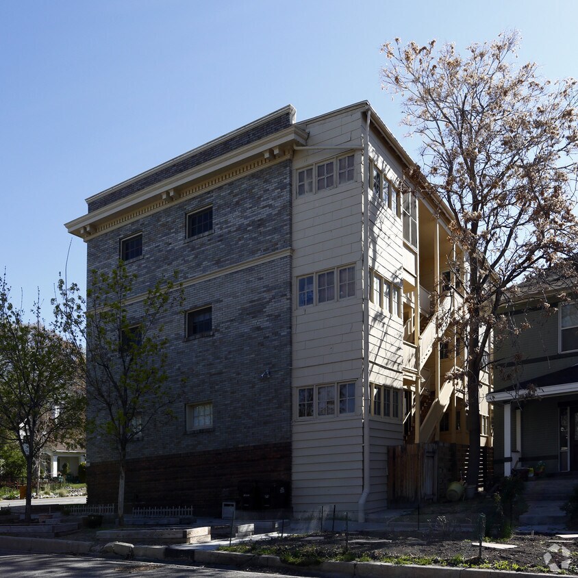 Foto del edificio - 454-458 3rd Ave