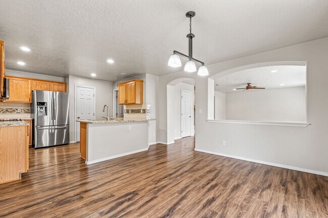 Foto del edificio - Prime SE Boise 3bd/2.5ba Home!