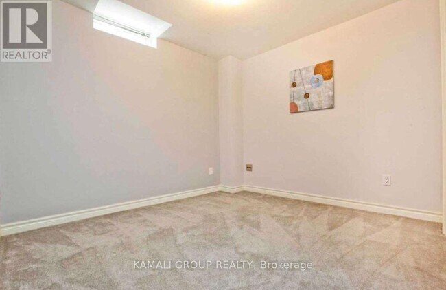 Photo du bâtiment - 175 Estate Garden Dr