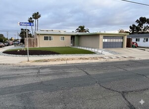 Building Photo - 9433 Fullerton Ave