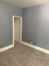 Building Photo - 2809 South Ave