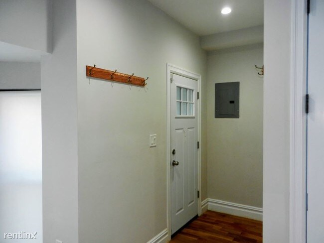 Foto del edificio - 794 Monroe St