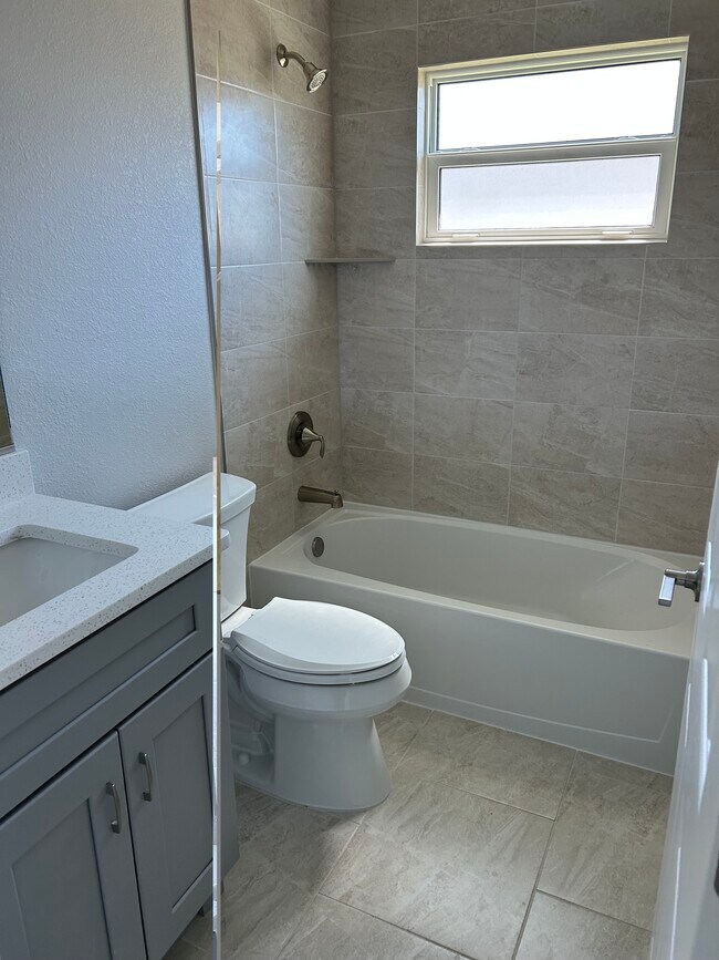 Foto del edificio - 2400 Carpenter Ln