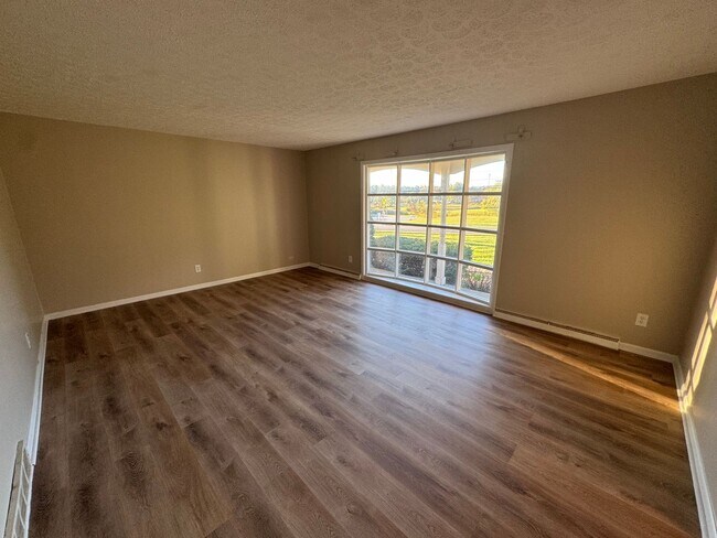 Building Photo - 3 Bed in Doylestown
